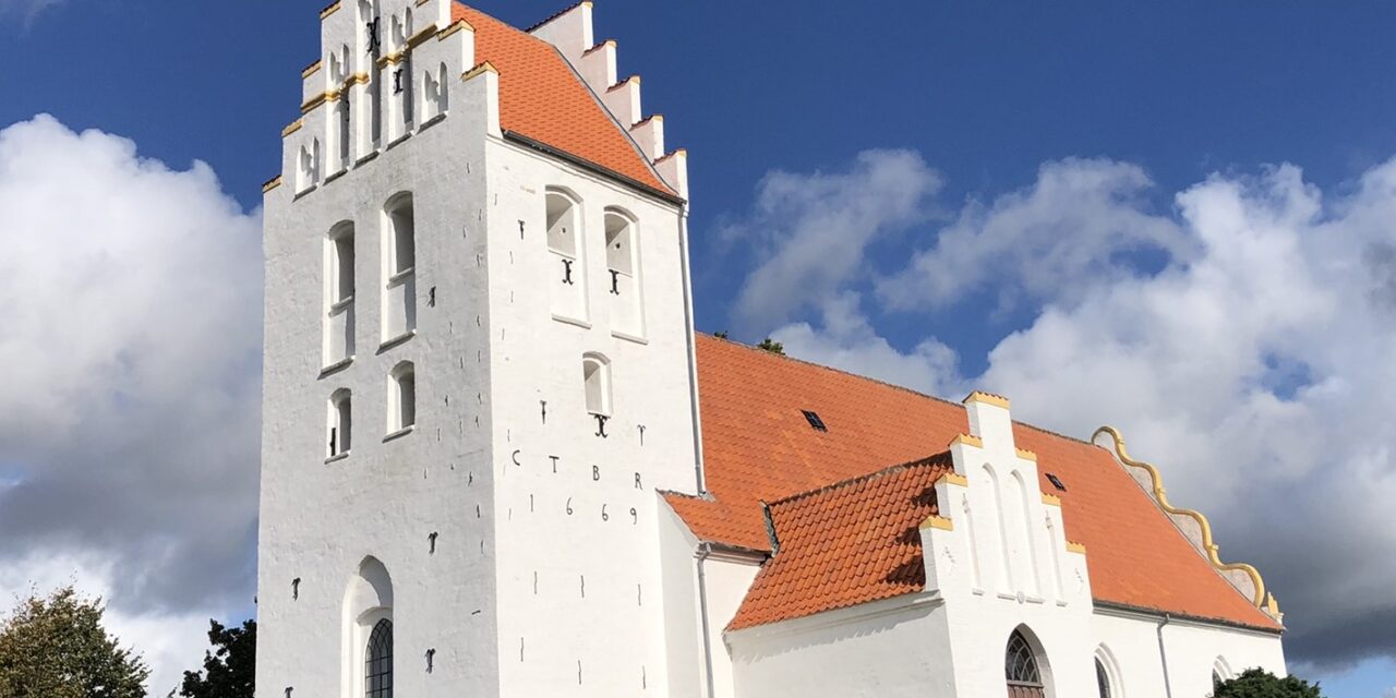 Pinsemorgen i Sh. Lyndelse Kirke